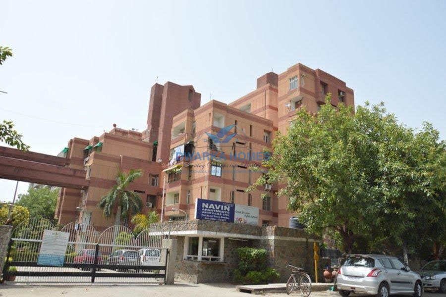 3 Bedroom 2 Bathroom Flat For sale In Navin Apartment Sector-5 Dwarka New Delhi. 